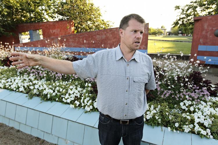Blomster eller skrald. Det er de muligheder københavnerne står overfor, siger områdechef Jesper Folke. 
