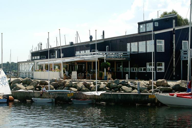 Krise. Restaurant Nokken i Rungsted Havn ligger med udsigt over Øresund, men har svært ved at tjene penge. 