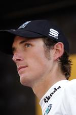 outsider. Andy Schleck er tvunget til at stase stort, hvis han vil forbi Contador og sikre sig et minut eller tos forspring inden enkeltstarten på lørdag. 