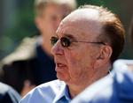 Mediemogul. Ni ud af ti læsere har droppet Rupert Murdoch-avisen The Times på nettet. Til gengæld tjener avisen nu penge på sine netnyheder. Arkivfoto. 