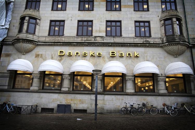 Sundhedsattest. Danske Bank er en af fire hjemlige banker, der har været med i en større europæisk sundhedstest. Alle danske banker forventes at bestå testen. 