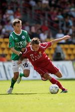 1-4. Thomas Hansen (til venstre) og resten af Silkeborg-holdet var i alvorlige vanskeligheder, da de mødte Nicki Bille og FCN i søndags. Arkivfoto. 