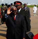 Goddag. Mozambiques præsident, Armando Guebuza, er blandt de ankomne statsledere. 