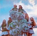 Godter. Genrekassen bliver sprunget i stumper og stykker på Sleigh Bells' debutalbum ' Treats'. PR-foto. 