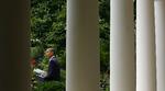 Læk. Det er ikke så meget informationerne i dokumenterne, Obama er bekymret for. Mere, hvem der har lækket dem. Det sagde præsidenten foran Det Hvide Hus til aften. 
