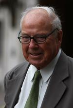 Afhøring. Krigen i Irak var ulovlig, siger Hans Blix. 