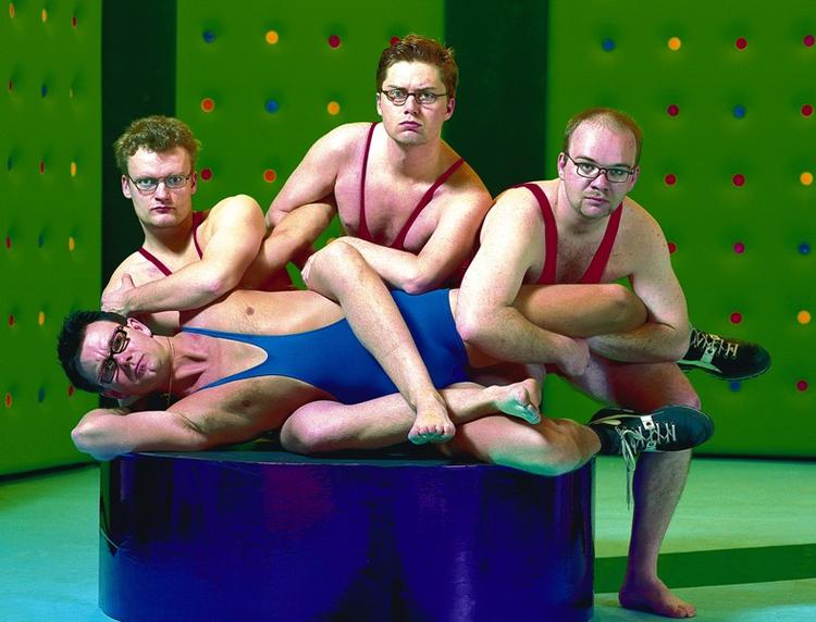 Mandrillerne. Komikerne Frank Hvam, Casper Christensen, Lasse Rimmer og Lars Hjortshøj stod bag satireprogrammet 'Casper &amp; Mandrilaftalen' fra 1999. Arkivfoto. 