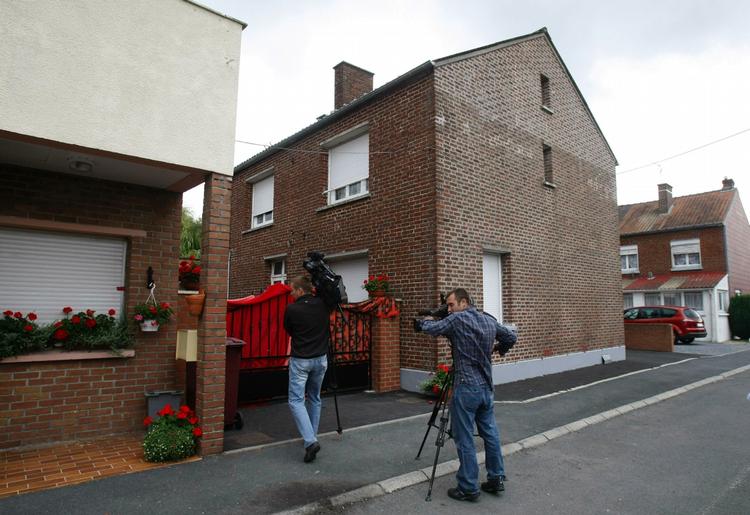 Opmærksomhed. Den lille landsby Villers-au-Tertre har tiltrukket mediefolk fra mange lande. 
