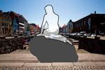 Den rigtige havfrue er tilbage på sin plads til december, men indtil da vil 500 vikarer overtage tjansen som turistattraktion. 