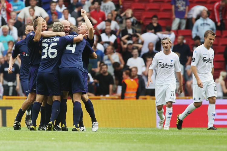 JUBEL. Et point mod FC København føltes som en sejr for AaB. 