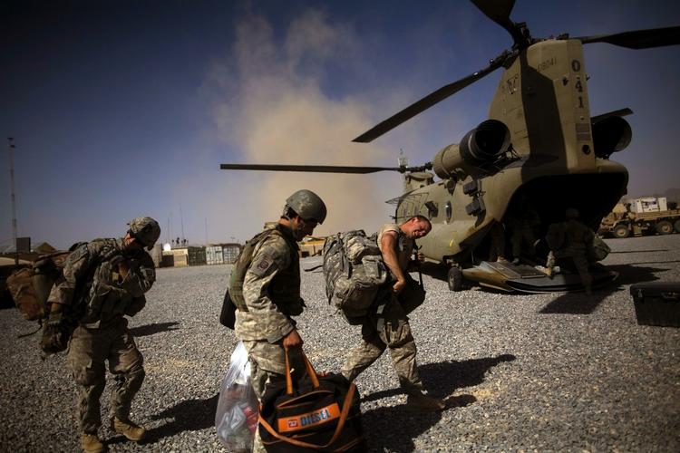 tilbagetrækning. De amerikanske soldater i Afghanistan skal påbegynde tilbagetrækningen fra landet næste sommer. Men det vil ske gradvist, understreger forsvarsminister Robert M. Gates. 