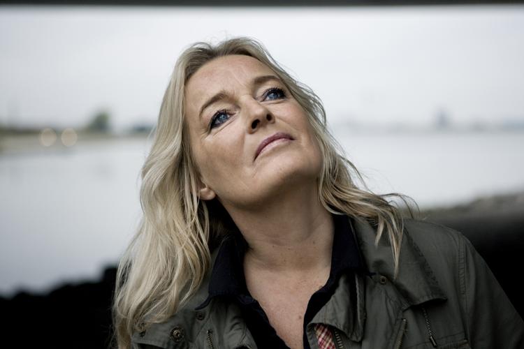 Mor. Anne Linnet og hendes 23-årige kone Tessa er blevet forældre til en pige. Sangerinden har i forvejen fem børn, hvoraf to er adopterede. Arkivfoto. 