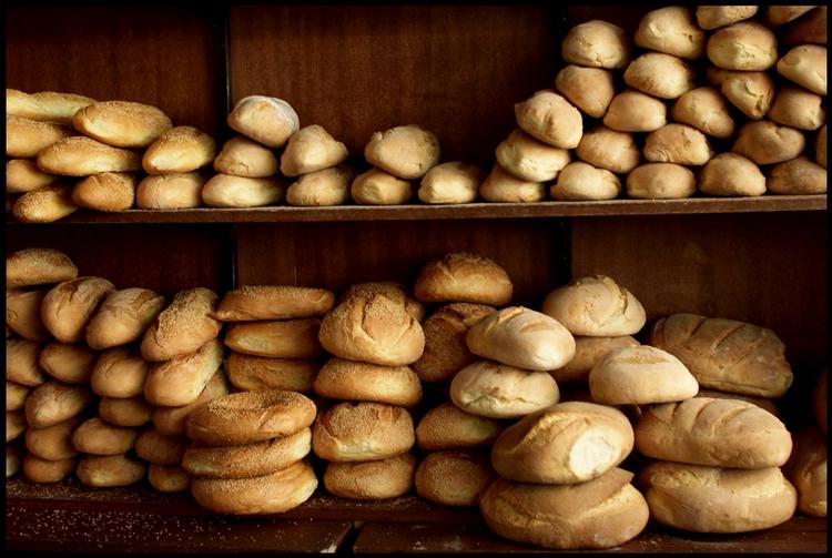 Levebrød. Brødproducenterne holder priserne på brød kunstigt højt oppe. 