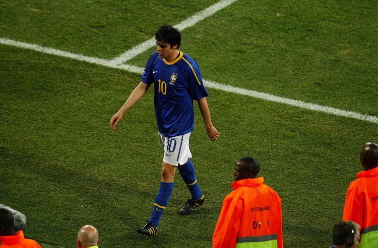 knæskadet. Kakas seneste kamp var VM-kvartfinalen mod Holland, og han kommer ikke i kamp igen før tidligst sidst på året. Arkivfoto. 