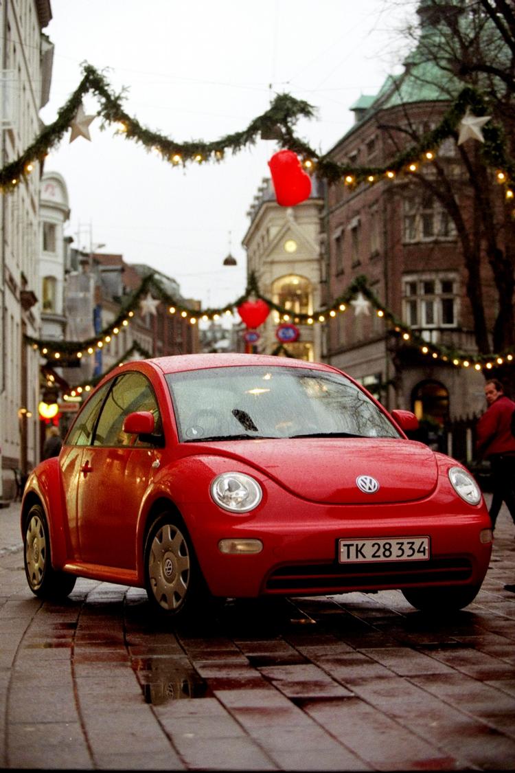 BÆREDYGTIGHED. Det er en udgave som denne VW Beetle, der kører på spildevand frem for benzin. 