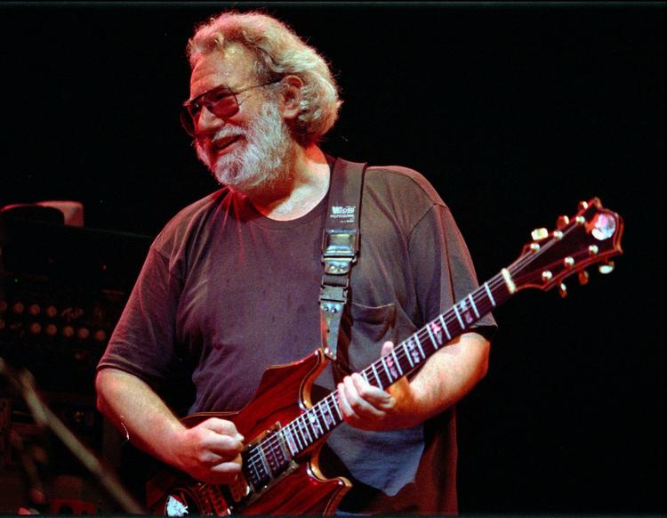 Legende. Jerry Garcia, der var medstifter og forsanger i hippiebandet Grateful Dead, døde i 1995. 