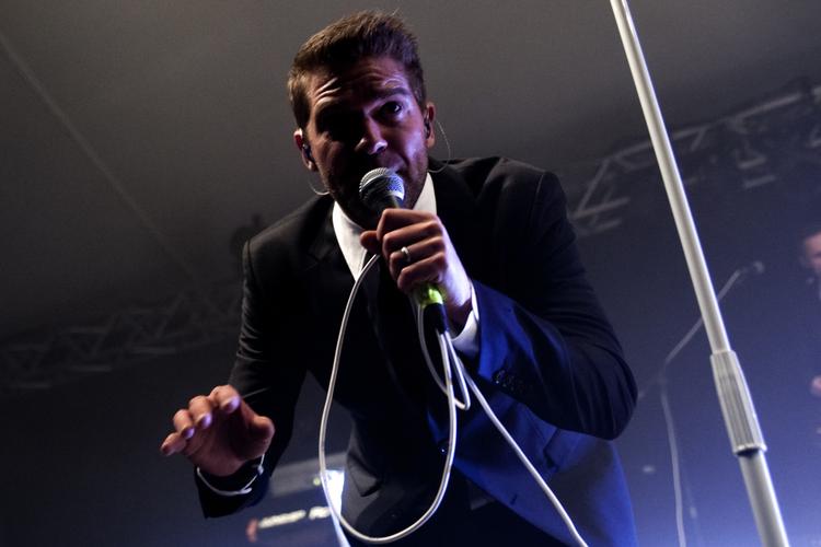 Der blev fyret op for festen, da Hej Matematik indtog Skanderborg Festival.Her ses Søren Rasted på scenen til Jelling Musikfestival. 