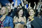 Rocktøser. Glade og varme festivalgæster som disse har lagt flere penge i Skanderborg Festival end nogensinde. 