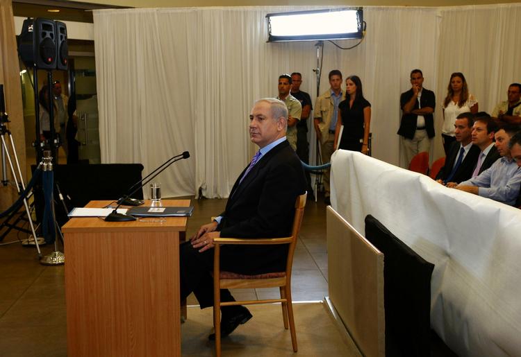 UNDERSØGELSE. Turkel-komitéen udspørger den israelske ministerpræsident Benjamin Netanyahu om aktionen mod aktivistskibe den 31. maj, hvor ni aktivister mistede livet. 