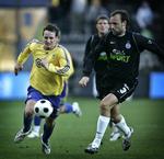 Mike Jensen (tv.) har før været involveret i ballade i Brøndby, og nu er den gal igen. Arkivfoto. 