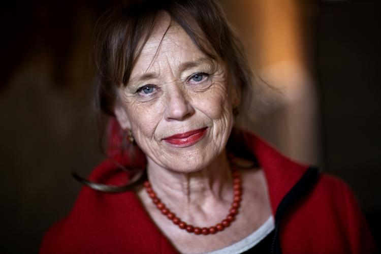 Krimi. Gretelise Holm har skabt en velgørende og underholdende krimi med dybe kønspolitiske undertoner. 