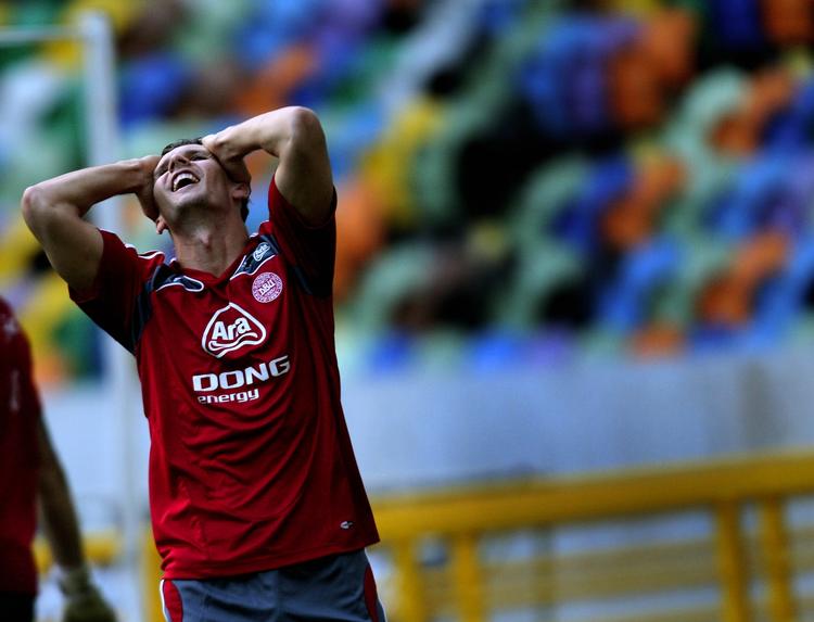 fartdjævel. Peter Løvenkrands skal møde frem i retten i Newcastle efter voldsom fartoverskridelse på lokalvej. Arkivfoto. 