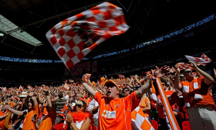 playoff. Blackpool rykkede op fra en sjetteplads i den næstbedste række, da holdet vandt plyoff-kampen mod Cardiff på Wembley i maj. Arkivfoto. 