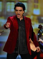 Efter Rolando Villazón gav en noget amputeret koncert, melder Nørrebro Teater sig på banen med en erstatningsoplevelse. 