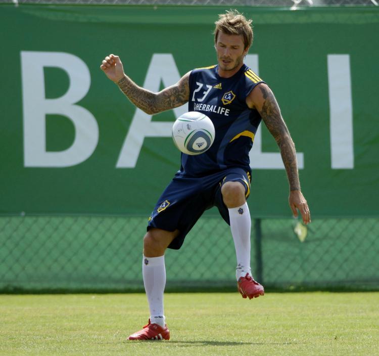 tilbage. David Beckham trænede i dag igen hos LA Galaxy for første gang efter sin alvorlige akillesskade. Men englænderen skal ikke regne med flere landskampe. 