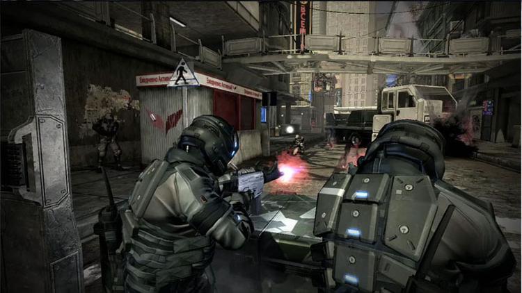 'Blacklight: Tango Down' stjæler så meget fra Call of Duty og Battlefield, at det også tager fejlene med. 