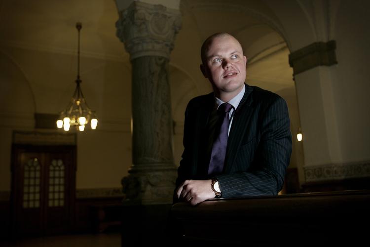 Afvisende. Venstres politiske ordfører, Peter Christensen, mener, at det er svært at tage alvorligt, når de samme personer, der nu kritiserer Fogh, havde de modsatte synspunkter, dengang han var statsminister. (Arkivfoto) 