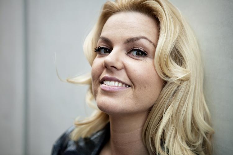 Udvider. Lina Rafn er sanger, tv-dommer og snart også natklub-ejer. (arkivfoto) 
