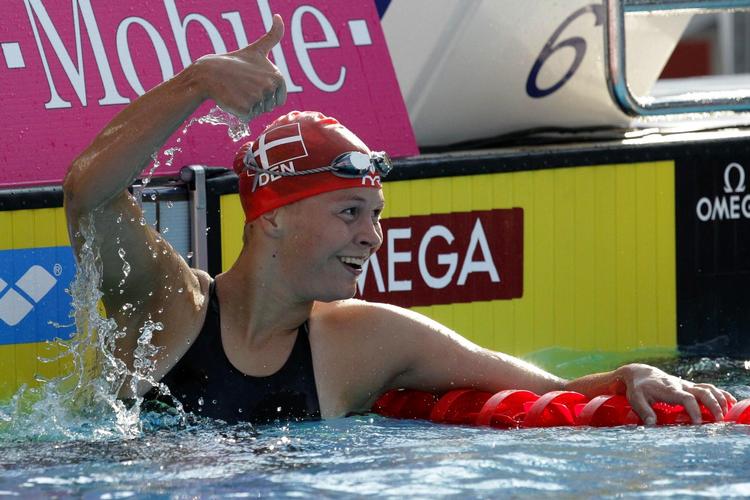 MESTERSKABER. Danmark har et medaljehåb på vej, som kan blive så stor som Lotte Friis, der her ses vinde guld i 800 meter fri. 