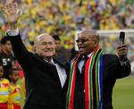 uafgjort. Fifa-præsident Sepp Blatter og Sydafrika præsident Jacob Zuma ved åbningen af VM-slutrunden. Arkivfoto. 