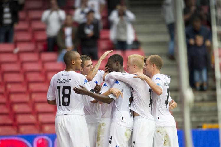 Eftertragtet. Dame N'Doye (i midten af billedet) var også i Rosenborgs søgelys, før han havnede i FC København. Arkivfoto. 