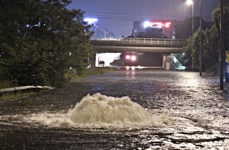 Heavy rain descended on Copenhagen and North Zealand at the weekend. This morning Bornholm was doused, and the Met Office has issued a heavy rain warning for much of the rest of the country today. Archive. 