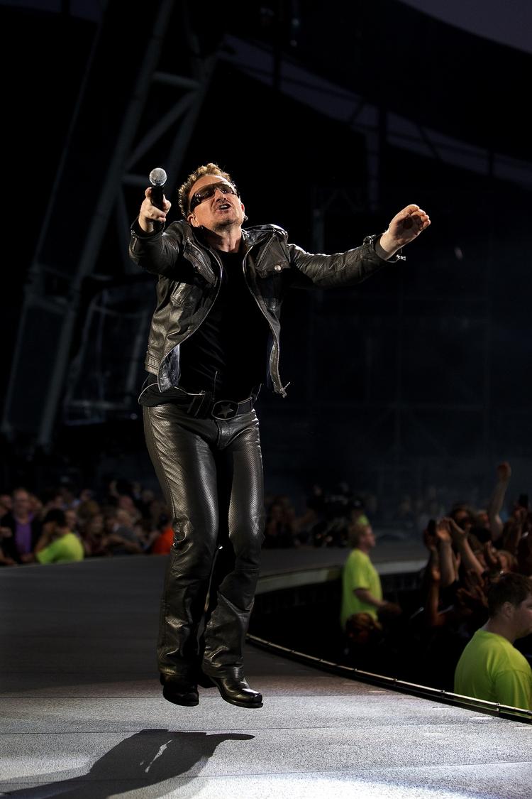 fanklub. Søren Pind har ikke været nogen stor fan af Bono - men det ændrede sig, da de to mødtes ved U2's koncert i går. 