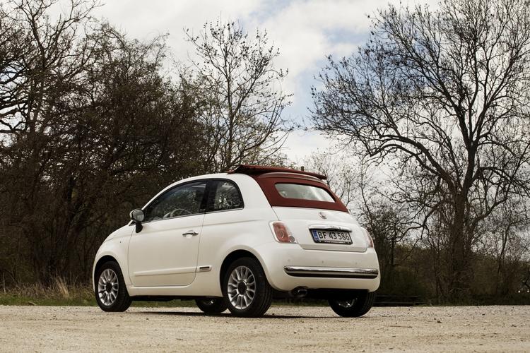 Fiat 500 er en af de allermest populære biler i Danmark lige nu. 