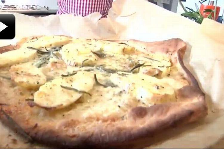 webtv: Sådan laver du en super sprød kartoffelpizza