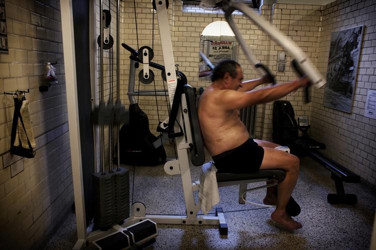 Den gamle badeanstalt er ikke bare et sted, hvor man kan få sig et bad, hvis man ikke har et hjemme i lejligheden. Den er også et socialt center, ofte for samfundets udsatte. 