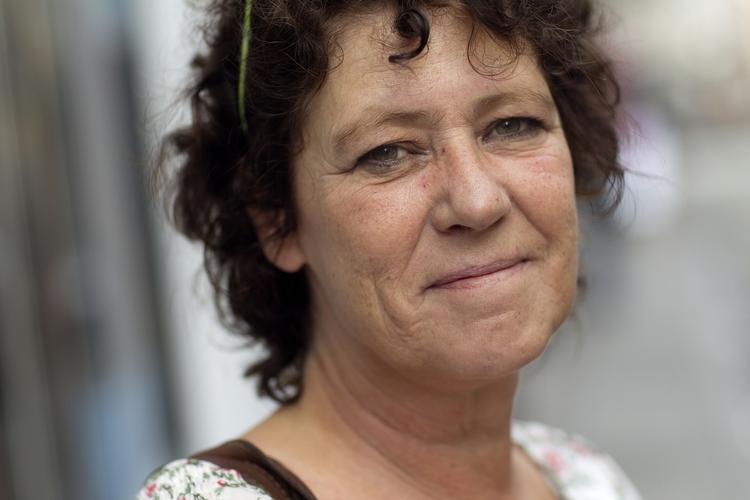 København. Lisbeth Bay, 53. Hun kan godt forstå, at kongen forsøgte at holde sammen på stumperne. 
