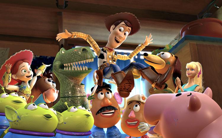 Enegang. Foreningsbiografen Hvalsø Bio ved Roskilde har valgt selv at betale for digitalisering af biografen. Der er premiere på biografens digitale udstyr med 3D-filmen 'Toy Story 3' i næste uge. 