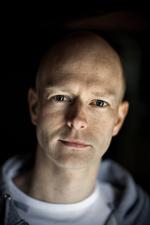 Fantasykonge. Kenneth Bøgh Andersens fire bøger om 'Den store djævlekrig' er et monument i dansk fantasy. 