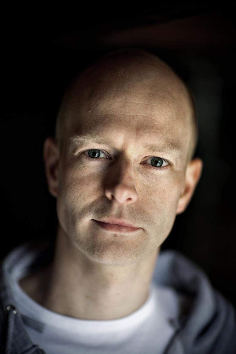 Fantasykonge. Kenneth Bøgh Andersens fire bøger om 'Den store djævlekrig' er et monument i dansk fantasy. 