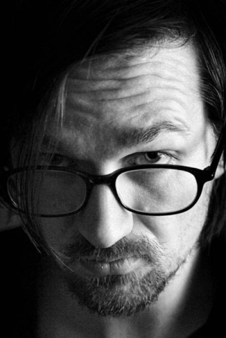 Typologi. Jakob Vølver afslører ikke, hvilken jydetype han selv er - om han er en tranlampe, en tvangsjyde eller den assimilerede jyde. Men påståelig - det er han. Foto: Hele Baduljen 