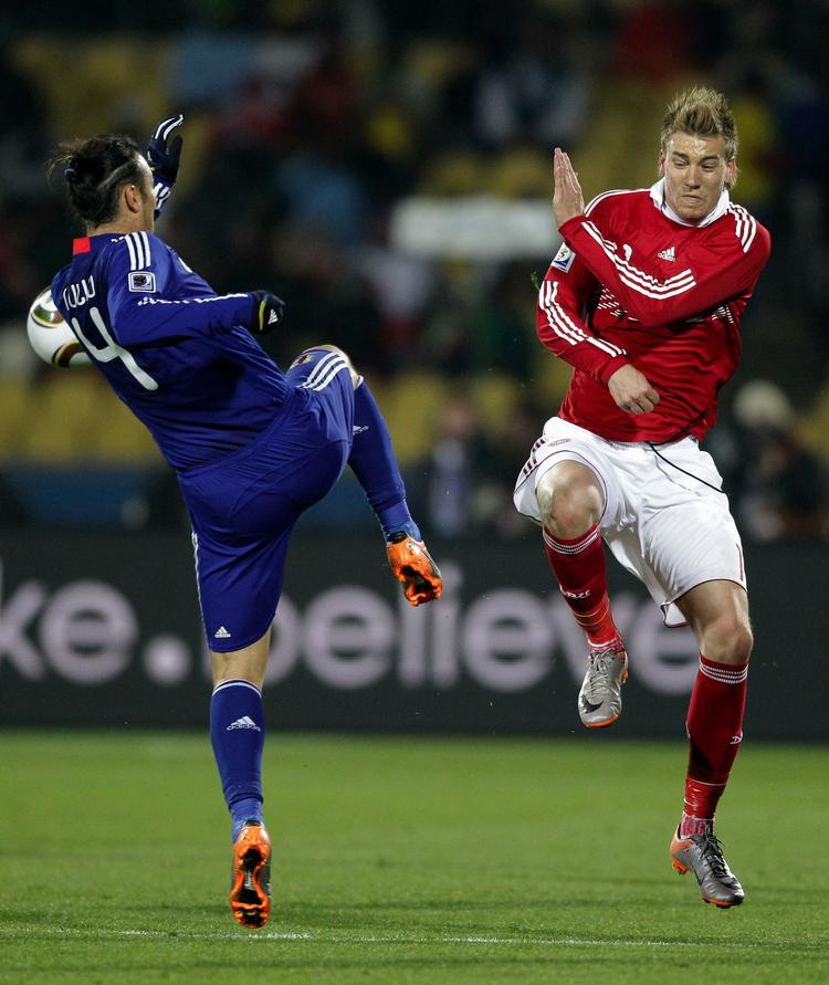 vm-nedtur. Nicklas Bendtner er efter næsten et års smerter efter et biluheld ved at være ovre lyskeproblemer. Arkivfoto. 
