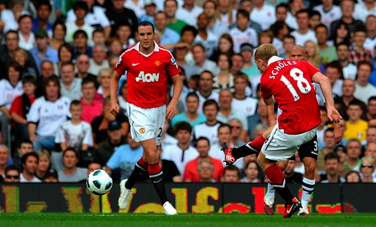 150. Med sit mål nummer 150 for Manchester United bragte Paul Scholes sin klub foran 1-0 mod Fulham. 