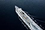 The Danish navy's inspection vessel Vædderen, which is in position close to Greenpeace's Esperanza. Archive. 