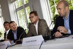 forskel. I Sverige har man brugt de seneste år på at diskutere jobreformer, mens dansk politik har handlet om burkaer, billigt flæsk og bidske kamphunde. (Arkiv) 