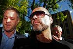 Indrømmelse. George Michael ankommer til retten tidligere i dag. Han erkendte, at han havde taget cannabis den pågældende dag. Arkivfoto. 